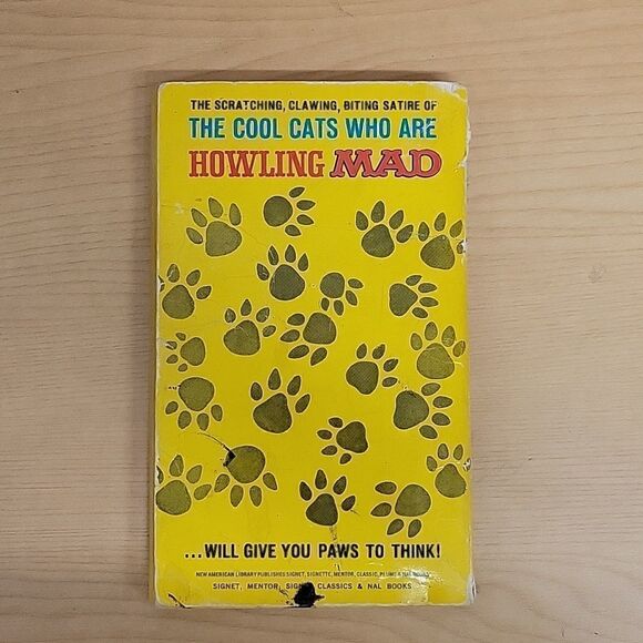 4 paperback cartoon books   - Picture 3 of 12